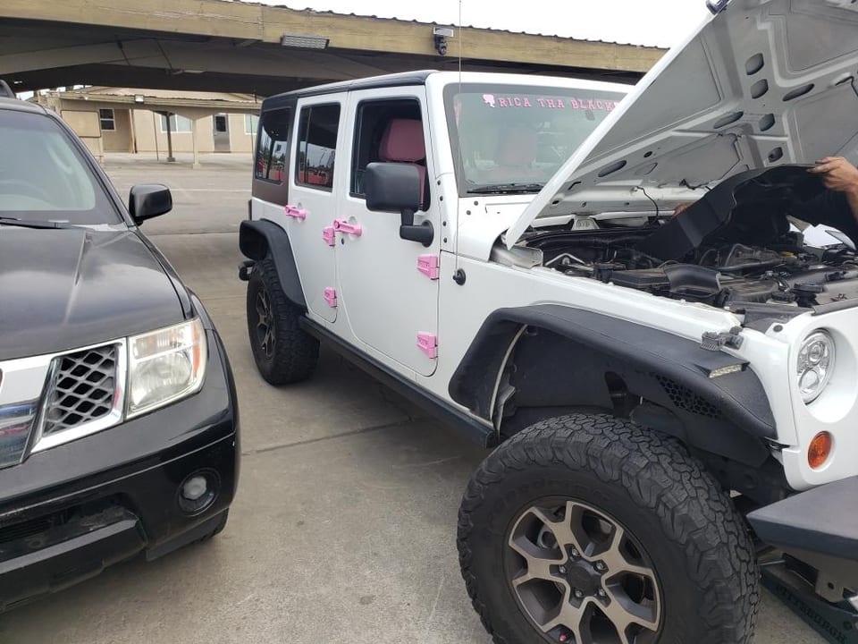 Jeep Wrangler damage inspection